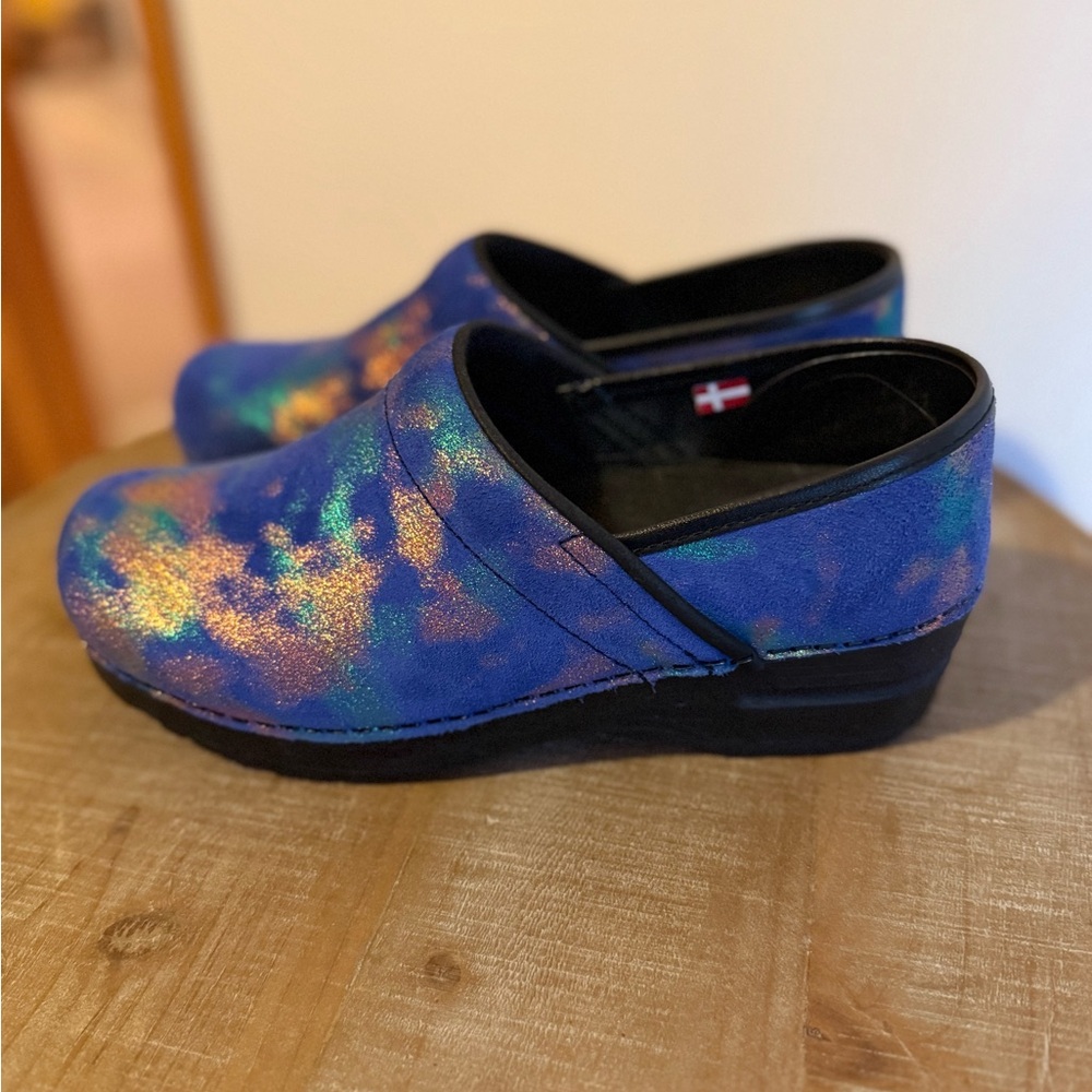 Sanita Blue Iridescent Clogs - Womens 39 / 8